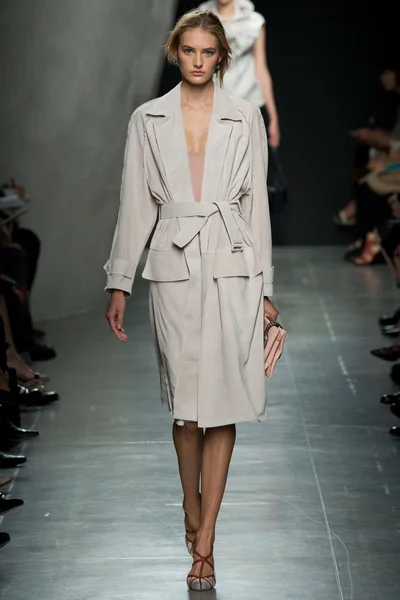 Look 5